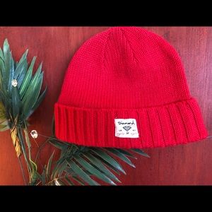 ♦ ⟡ DIAMOND SUPPLY BEANIE ⟡ ♦